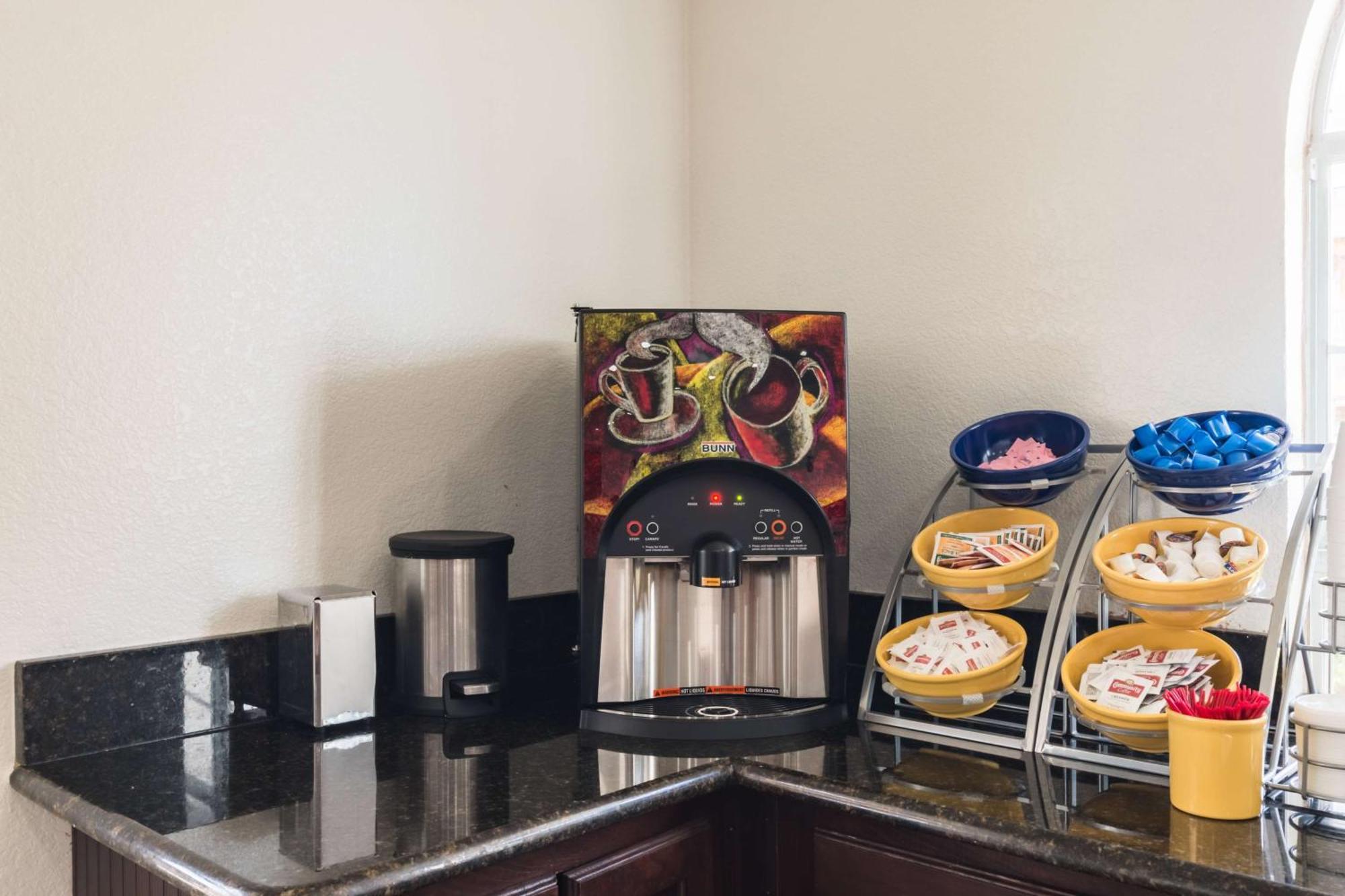 Motel 6 Alvarado Tx 外观 照片